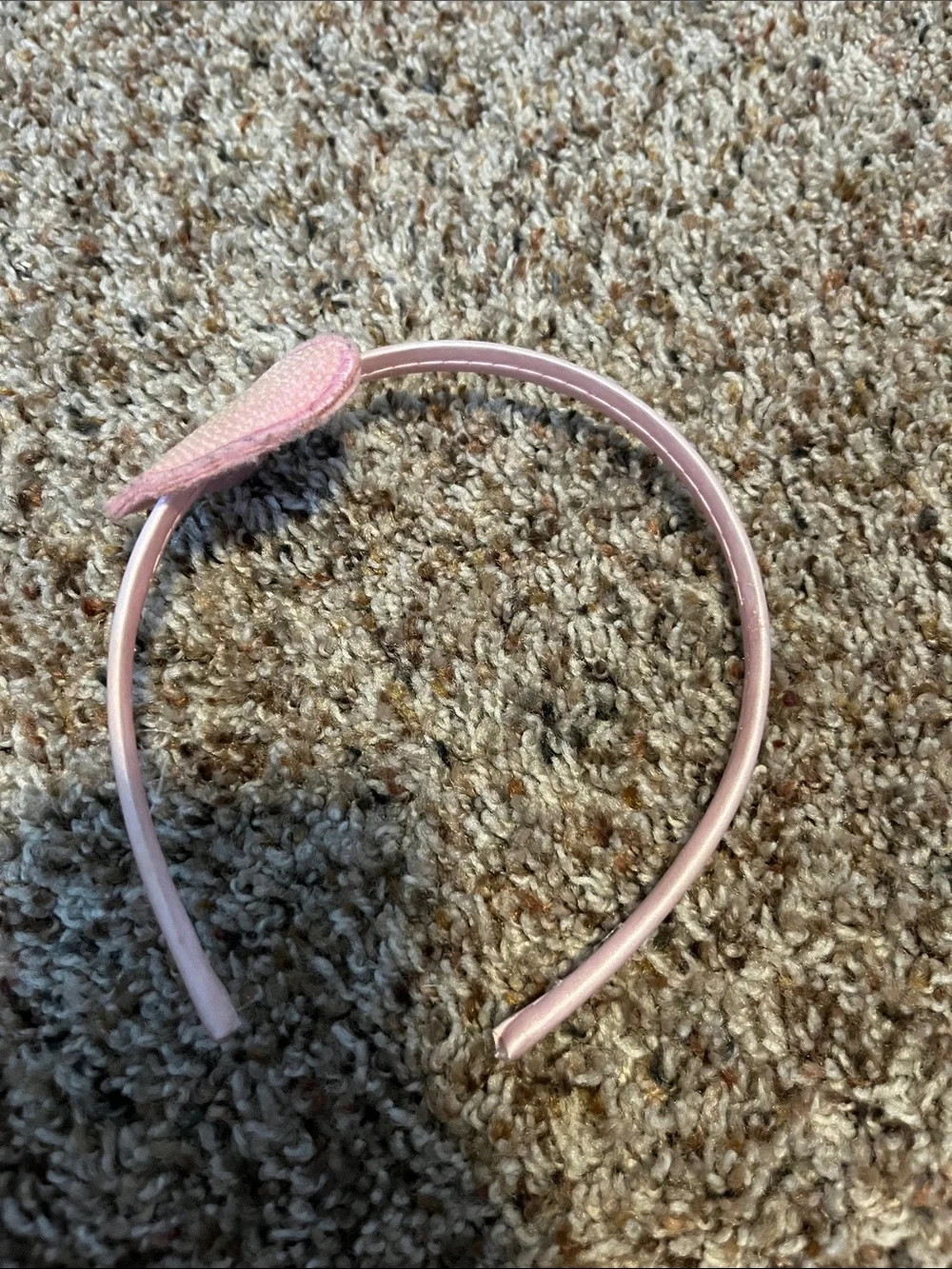 Heart headband with sequence.
